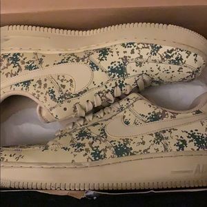 Air Force one reflective camo